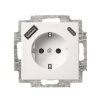 ABB Busch-Jaeger wandcontactdoos, Balance, randaarde, USB A en C, kinderbeveiliging, alpine wit 